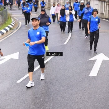 Runner Photo 7956300