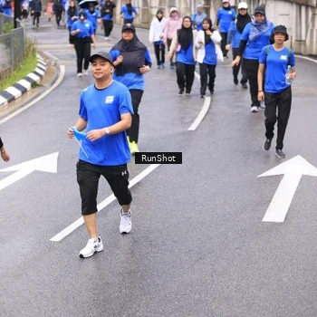Runner Photo 7956301