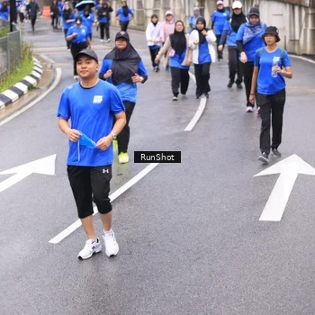 Runner Photo 7956303