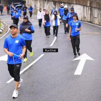 Runner Photo 7956308