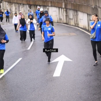 Runner Photo 7956316