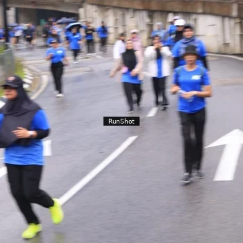 Runner Photo 7956329