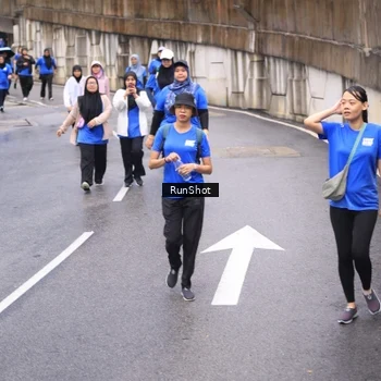 Runner Photo 7956335