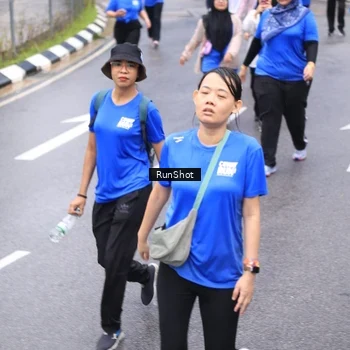 Runner Photo 7956336