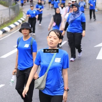 Runner Photo 7956337