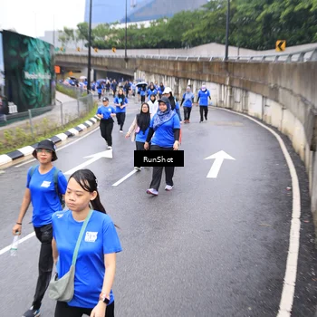 Runner Photo 7956347