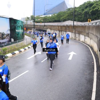 Runner Photo 7956355