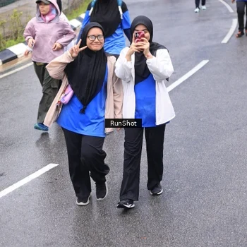 Runner Photo 7956382
