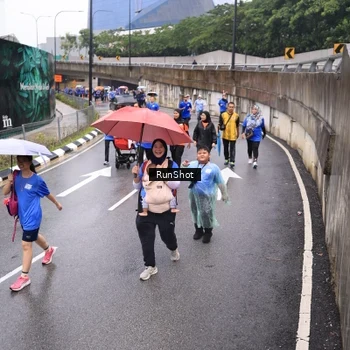 Runner Photo 7956388