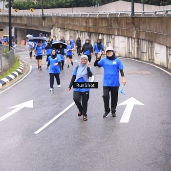 Runner Photo 7956414