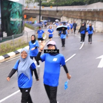 Runner Photo 7956443