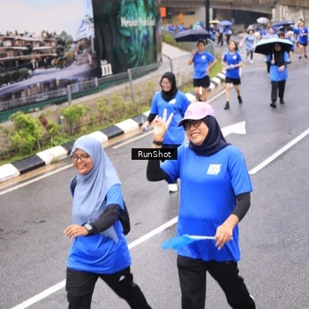 Runner Photo 7956452