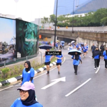 Runner Photo 7956459