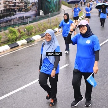 Runner Photo 7956463
