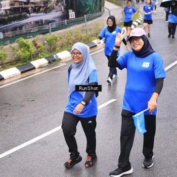 Runner Photo 7956468