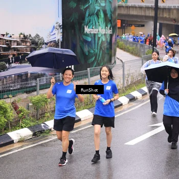 Runner Photo 7956479