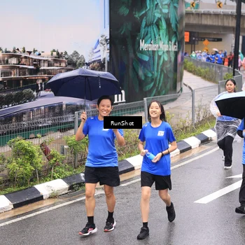 Runner Photo 7956483