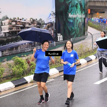 Runner Photo 7956489