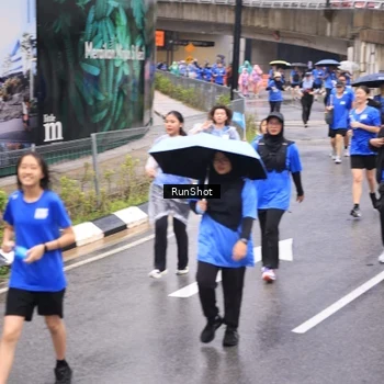 Runner Photo 7956492