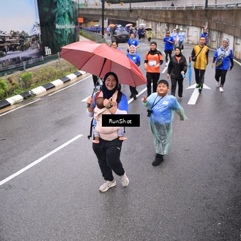 Runner Photo 7956501