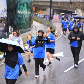 Runner Photo 7956514