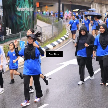 Runner Photo 7956518