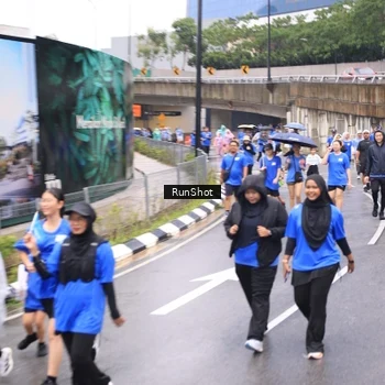 Runner Photo 7956523