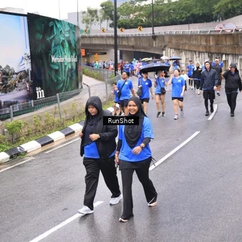 Runner Photo 7956537