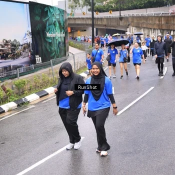 Runner Photo 7956541