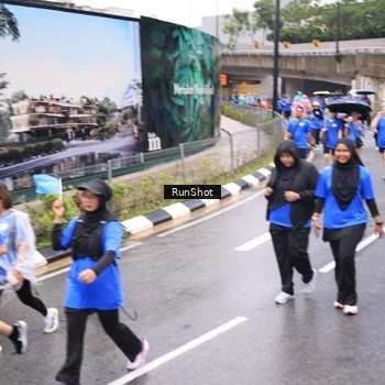 Runner Photo 7956543
