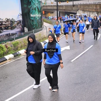 Runner Photo 7956547