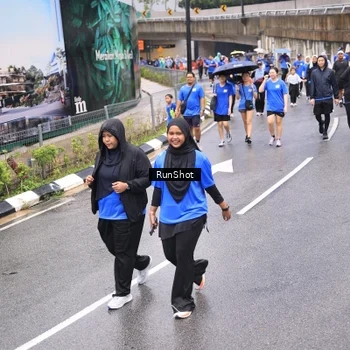 Runner Photo 7956548