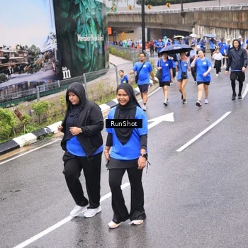 Runner Photo 7956549