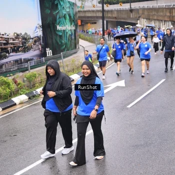 Runner Photo 7956550