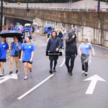 Runner Photo 7956557