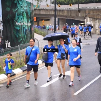 Runner Photo 7956572
