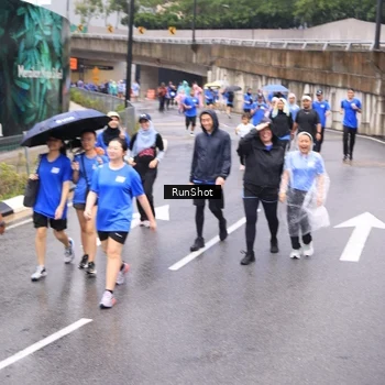 Runner Photo 7956591