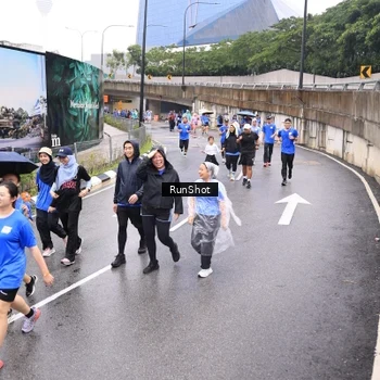 Runner Photo 7956621