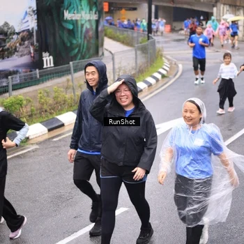 Runner Photo 7956636