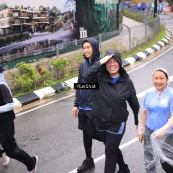 Runner Photo 7956637
