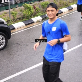 Runner Photo 7956666