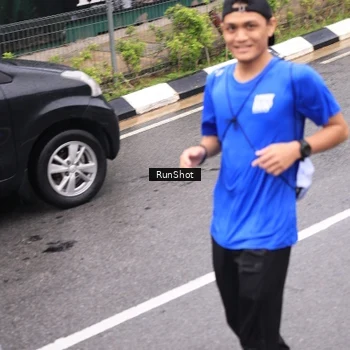 Runner Photo 7956670