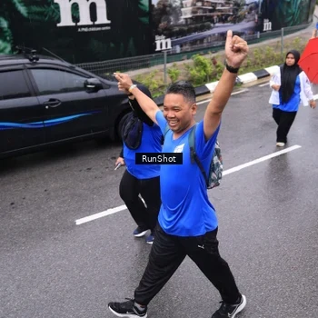 Runner Photo 7956677