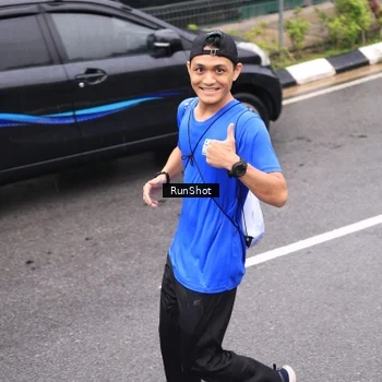 Runner Photo 7956678