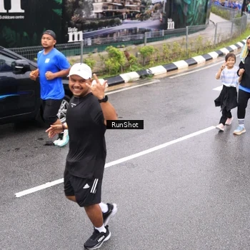 Runner Photo 7956697
