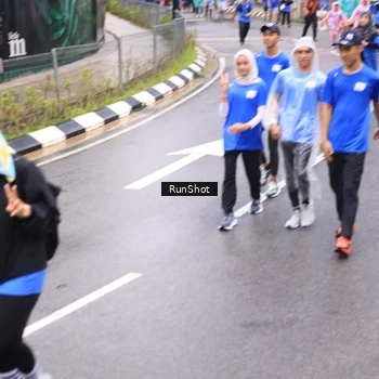 Runner Photo 7956714