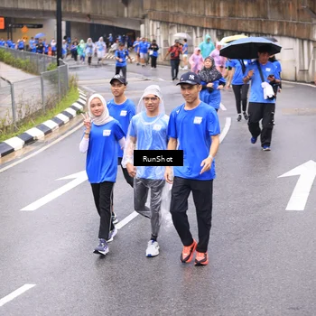 Runner Photo 7956715