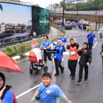 Runner Photo 7956721