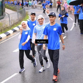 Runner Photo 7956724