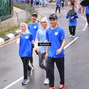 Runner Photo 7956728